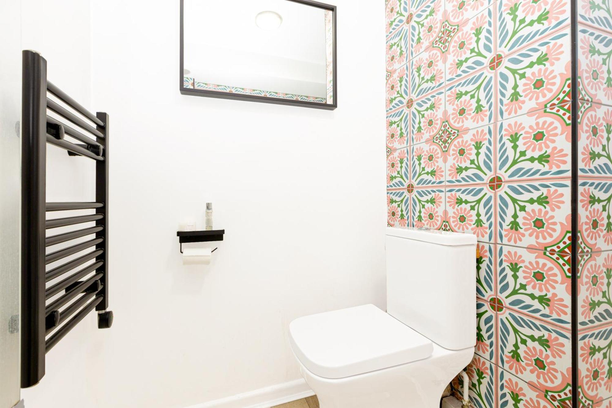 Charming Studio With Balcony In Putney, 5 Min Tube London Exterior photo
