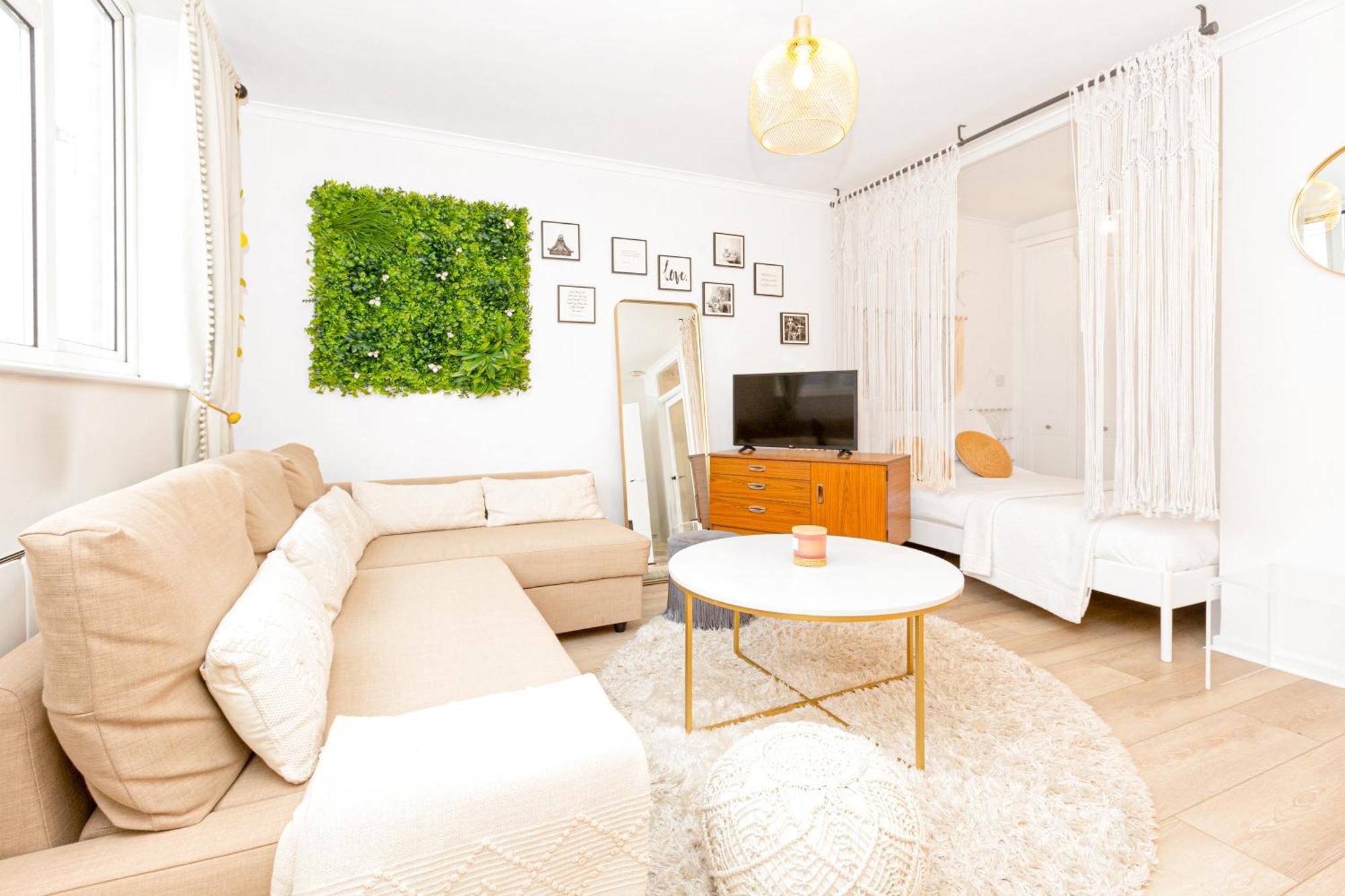 Charming Studio With Balcony In Putney, 5 Min Tube London Exterior photo